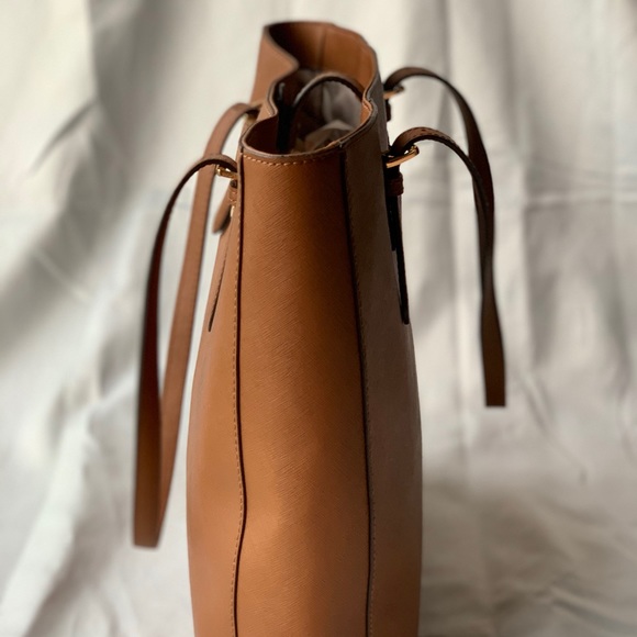 Michael Kors Large Brown Leather Tote - Picture 5 of 9